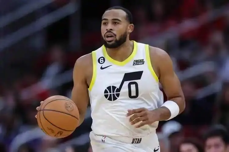 所以佩林卡, 外联赛打球 所以佩林卡, 外联赛打球